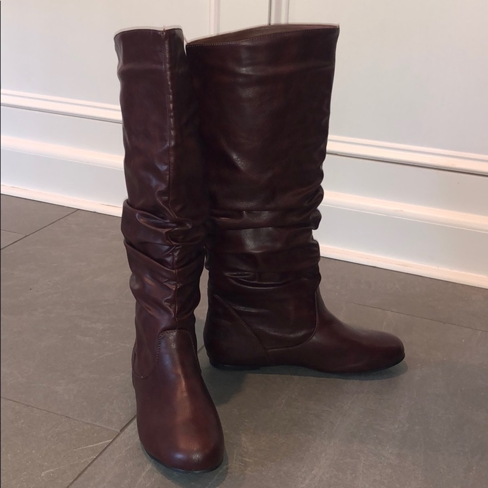 Charles Albert boots size 8